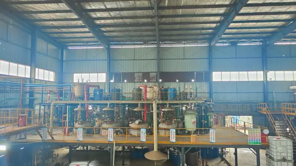 Industrial chemical reactor equipment